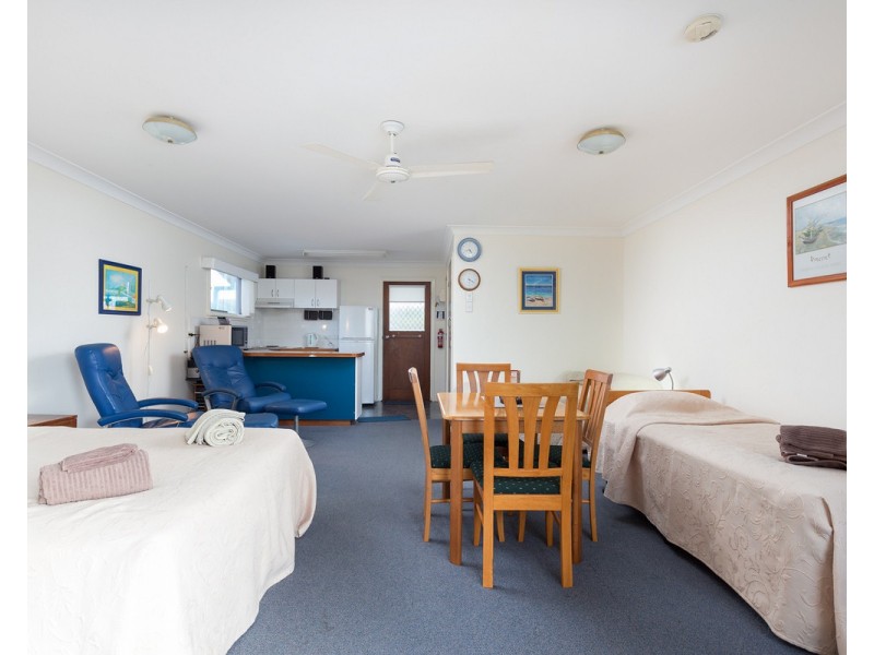 6/89-91 Main Street, Manning Point NSW 2430