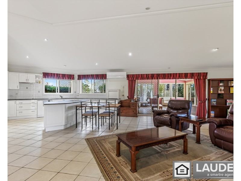 25 Mistral Place, Old Bar NSW 2430