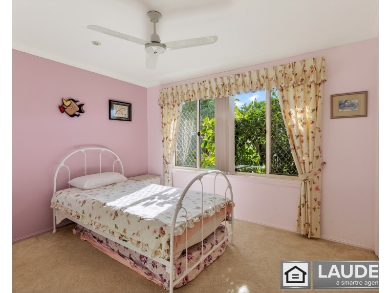 25 Mistral Place, Old Bar NSW 2430