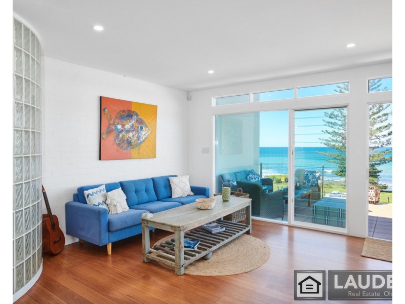 9 Seaview Parade, Wallabi Point NSW 2430