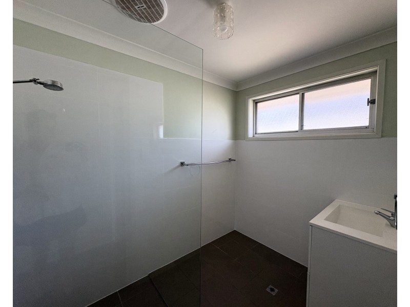 2/38 Hall Street, Old Bar NSW 2430