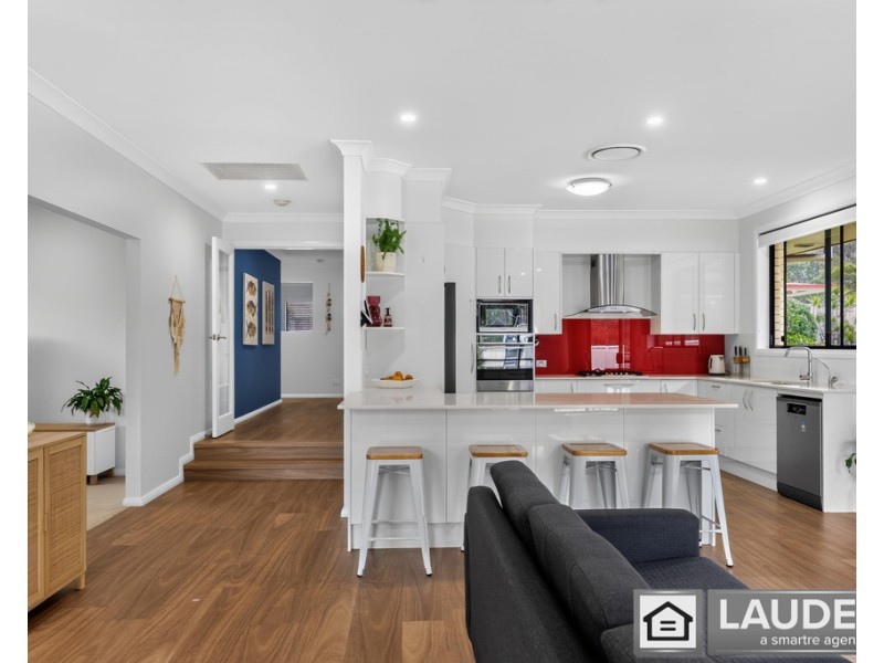 9 Kadungle Close, Wallabi Point NSW 2430