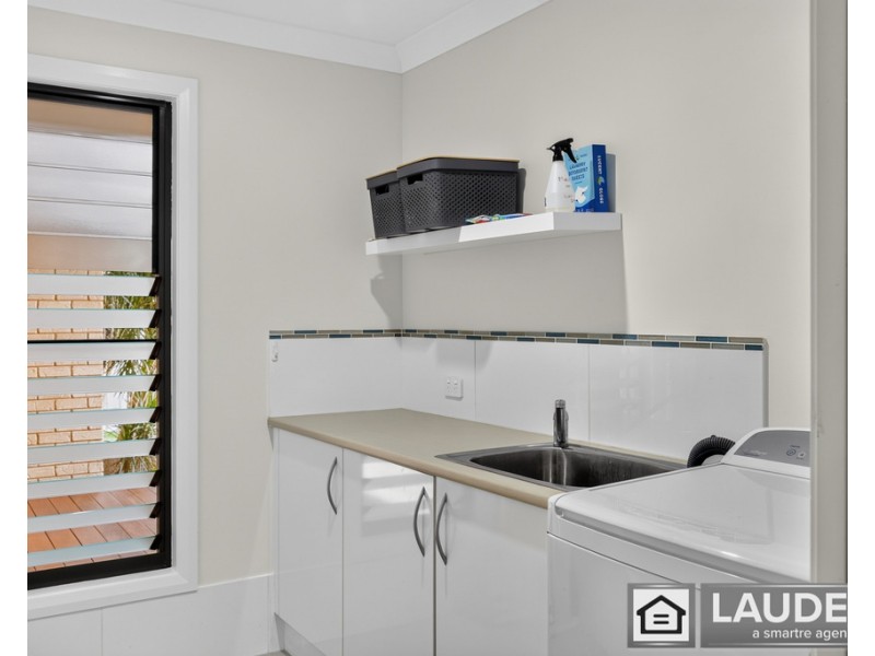 9 Kadungle Close, Wallabi Point NSW 2430