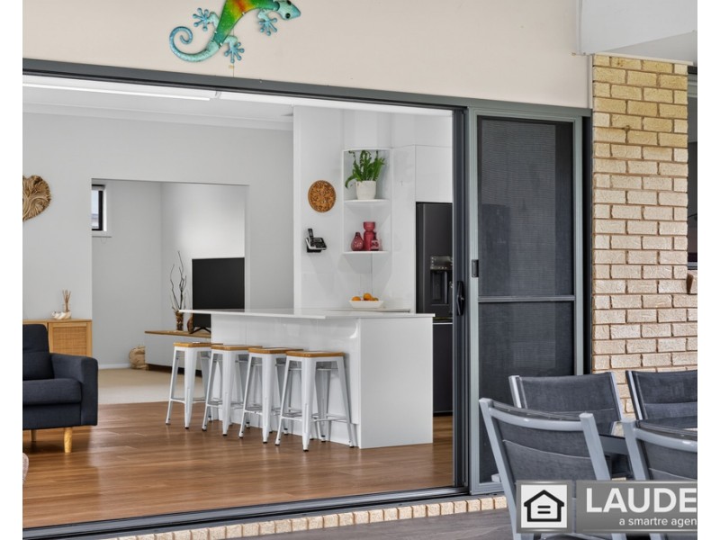 9 Kadungle Close, Wallabi Point NSW 2430