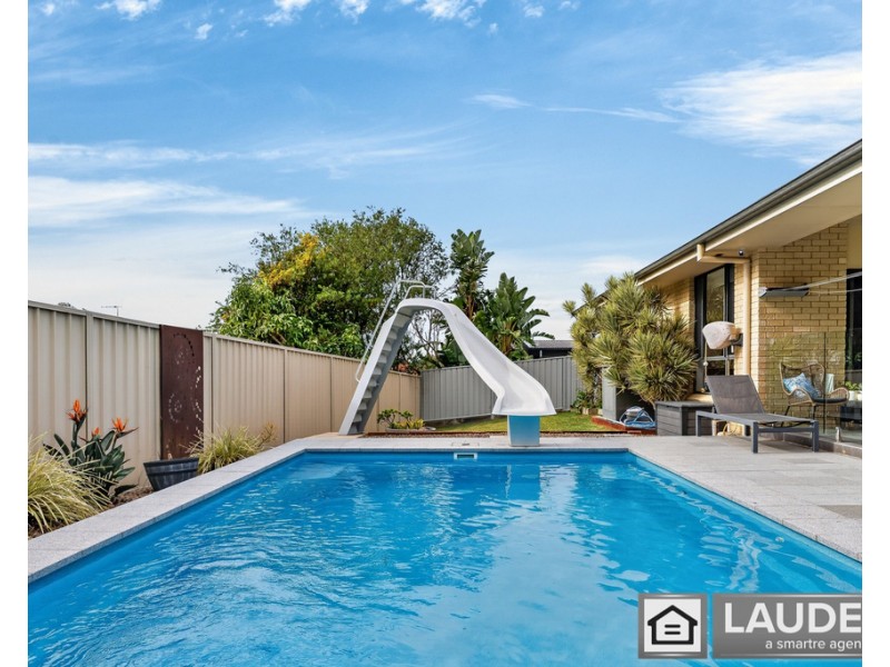 9 Kadungle Close, Wallabi Point NSW 2430