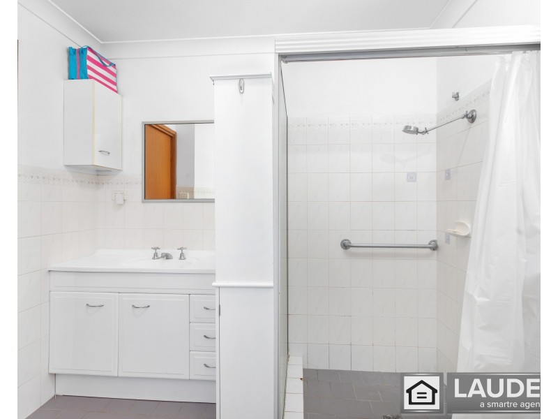 2/3 Leopardwood Street, Old Bar NSW 2430