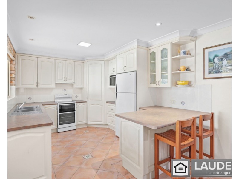 6 Newlan Court, Old Bar NSW 2430