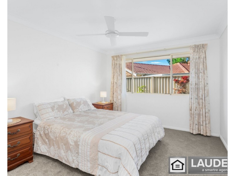 6 Newlan Court, Old Bar NSW 2430