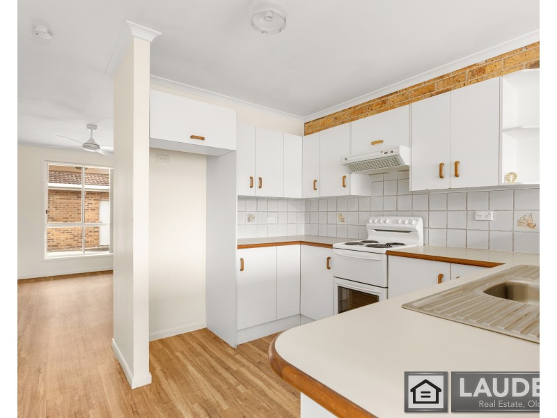 2/7 Farleigh Street, Old Bar NSW 2430