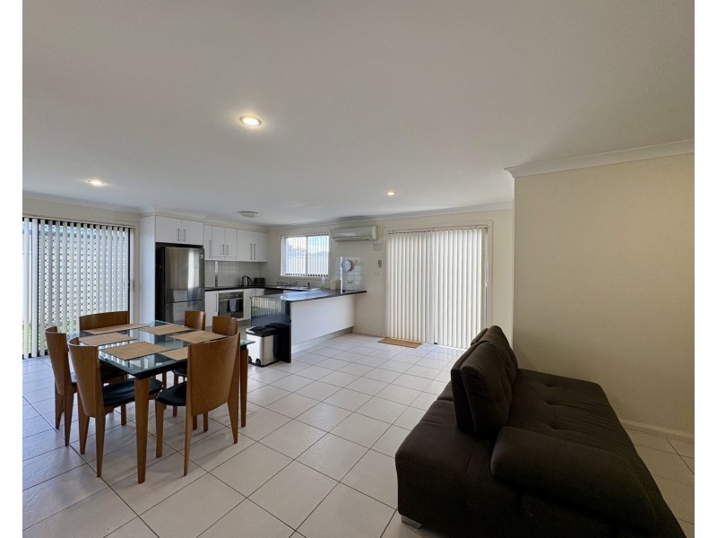 4/1 Connell Street, Old Bar NSW 2430