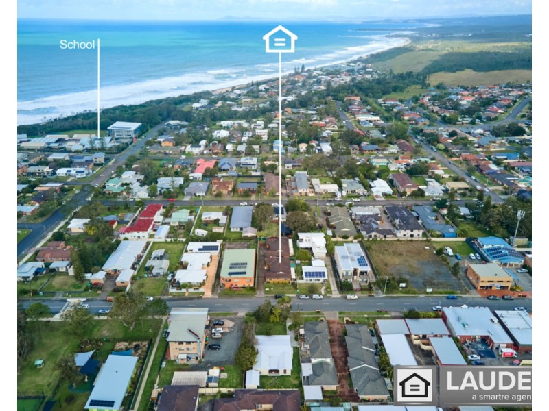 2/34 Old Bar Road, Old Bar NSW 2430