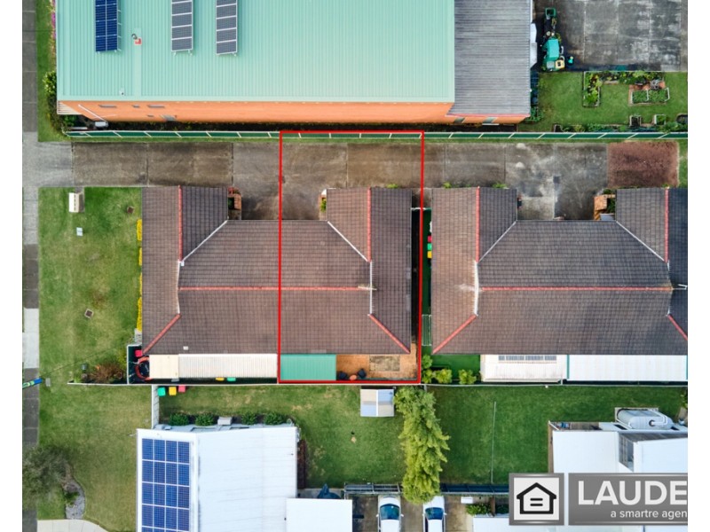 2/34 Old Bar Road, Old Bar NSW 2430
