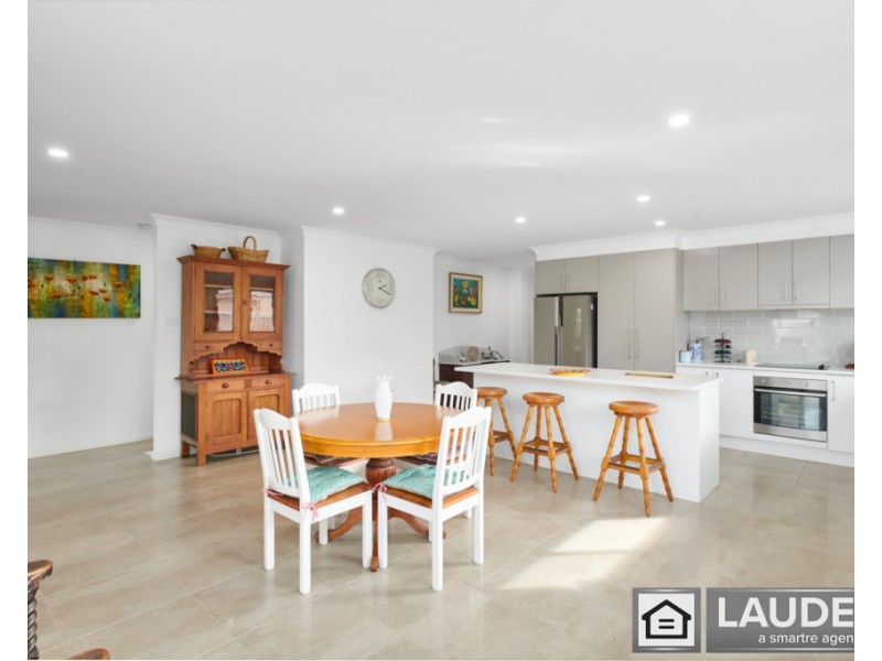 60 Albatross Way, Old Bar NSW 2430