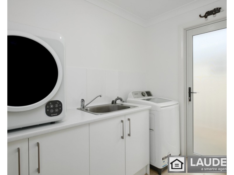60 Albatross Way, Old Bar NSW 2430