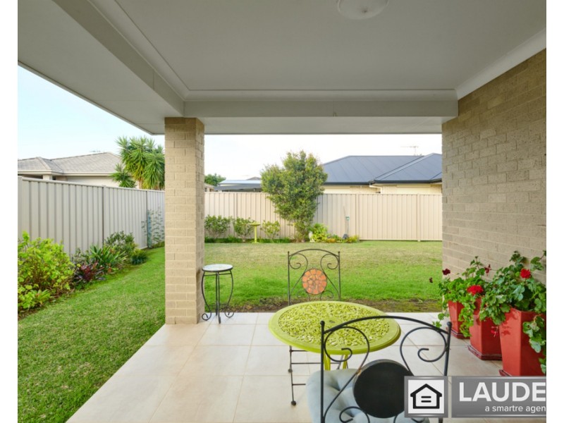 60 Albatross Way, Old Bar NSW 2430