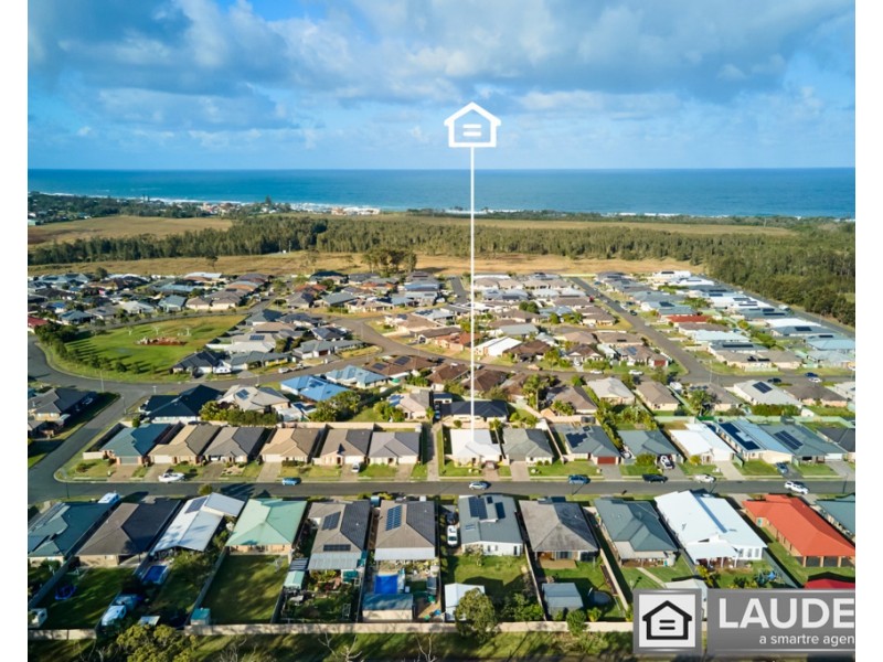 60 Albatross Way, Old Bar NSW 2430