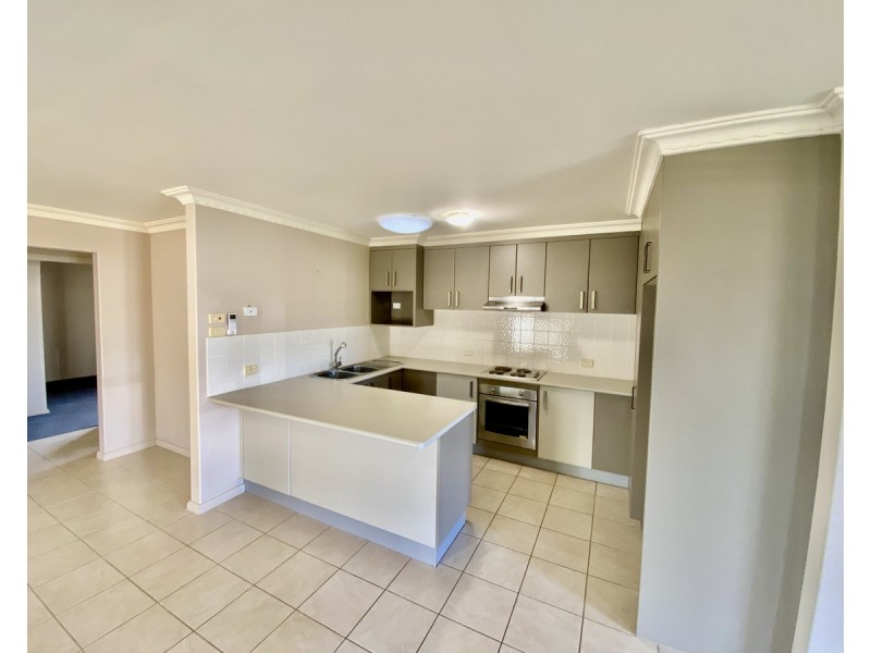 1/11 Rosier Place, Old Bar NSW 2430