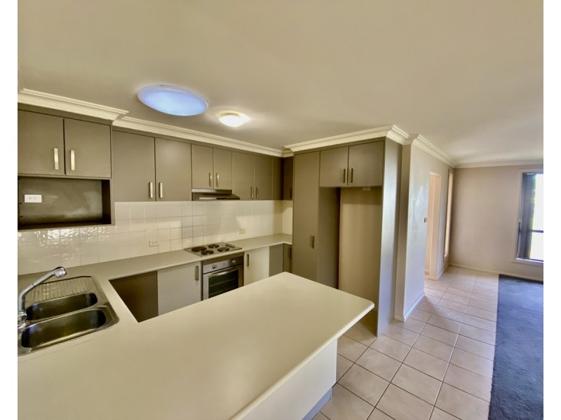 1/11 Rosier Place, Old Bar NSW 2430