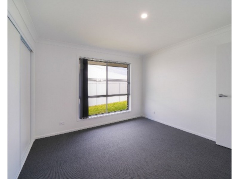 30 Marra Drive, Old Bar NSW 2430