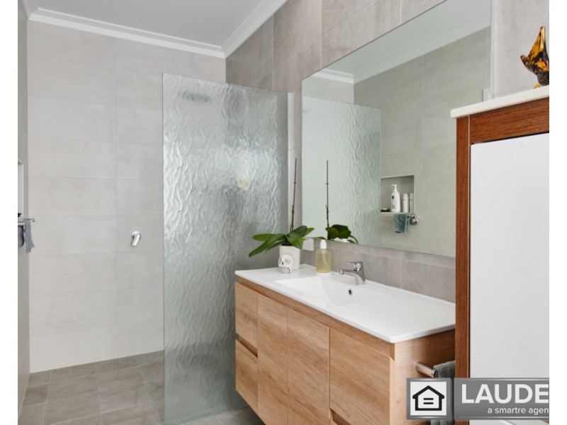 9 Marra Drive, Old Bar NSW 2430