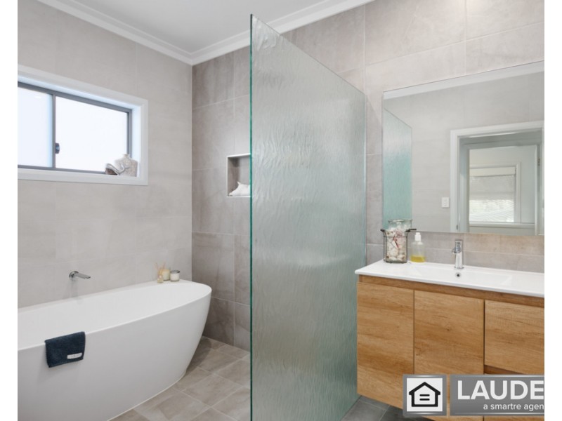 9 Marra Drive, Old Bar NSW 2430