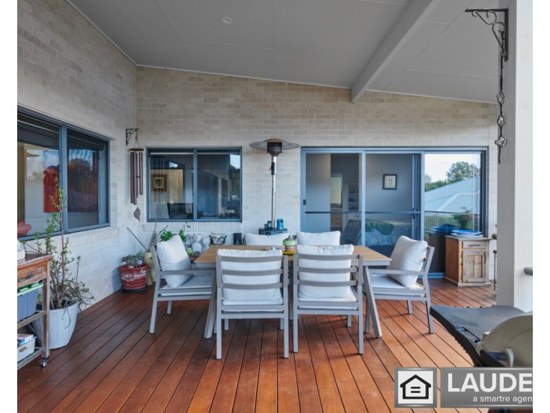 9 Marra Drive, Old Bar NSW 2430