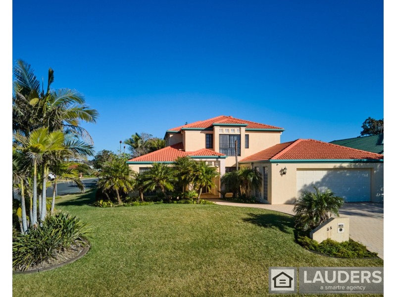 35 Pryor Crescent, Old Bar NSW 2430