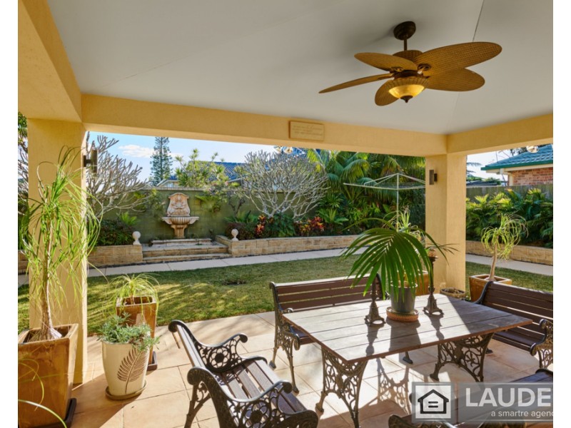 35 Pryor Crescent, Old Bar NSW 2430