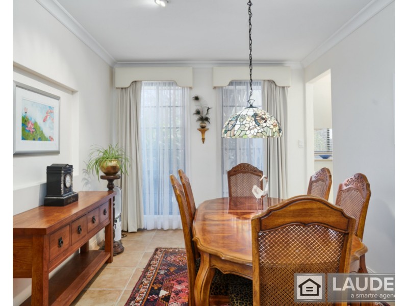 35 Pryor Crescent, Old Bar NSW 2430