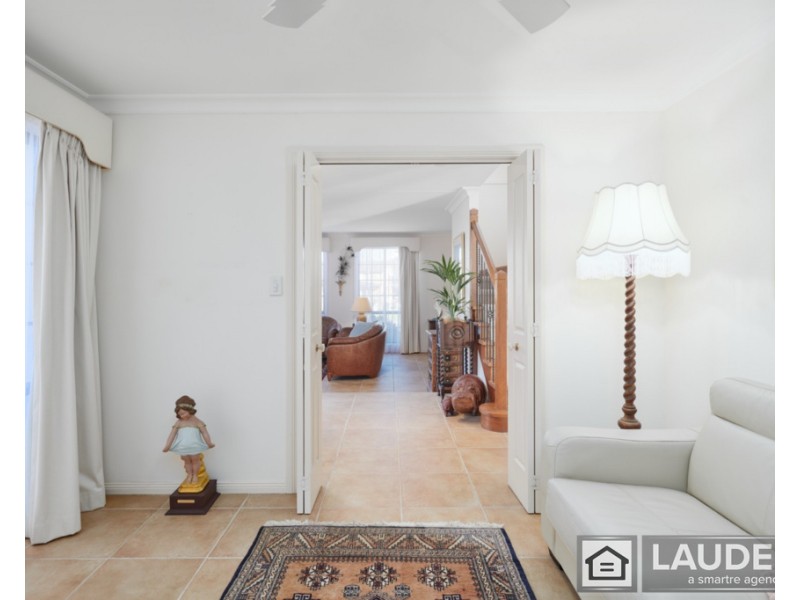35 Pryor Crescent, Old Bar NSW 2430