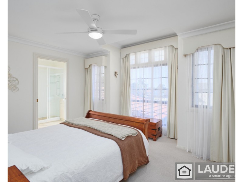 35 Pryor Crescent, Old Bar NSW 2430