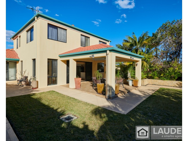 35 Pryor Crescent, Old Bar NSW 2430
