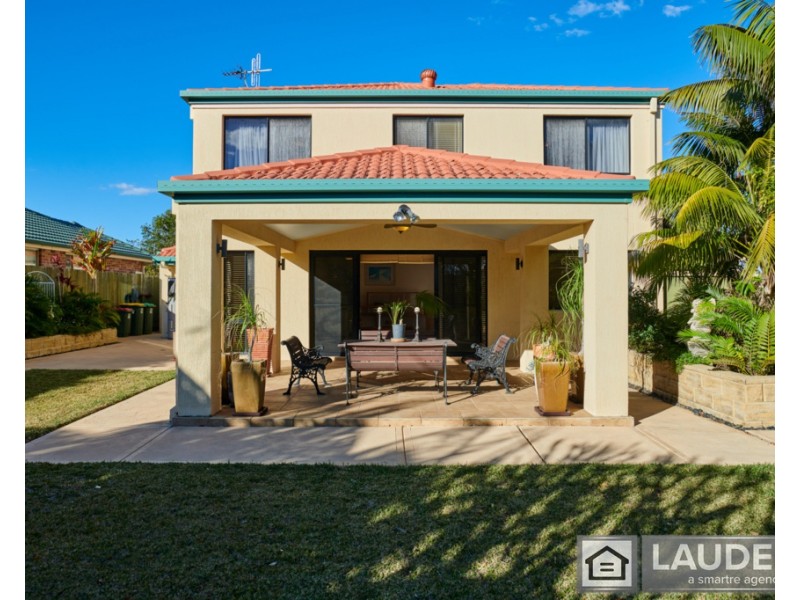 35 Pryor Crescent, Old Bar NSW 2430