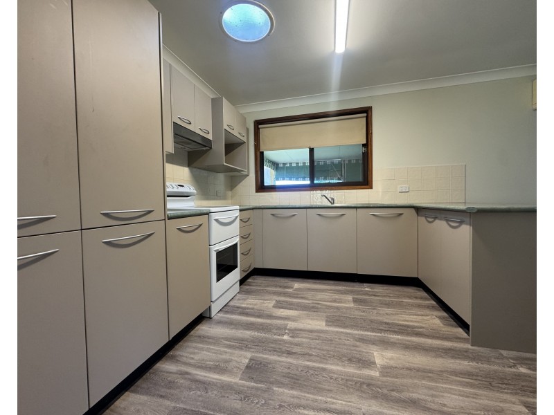 8 Jacaranda Avenue, Wingham NSW 2429