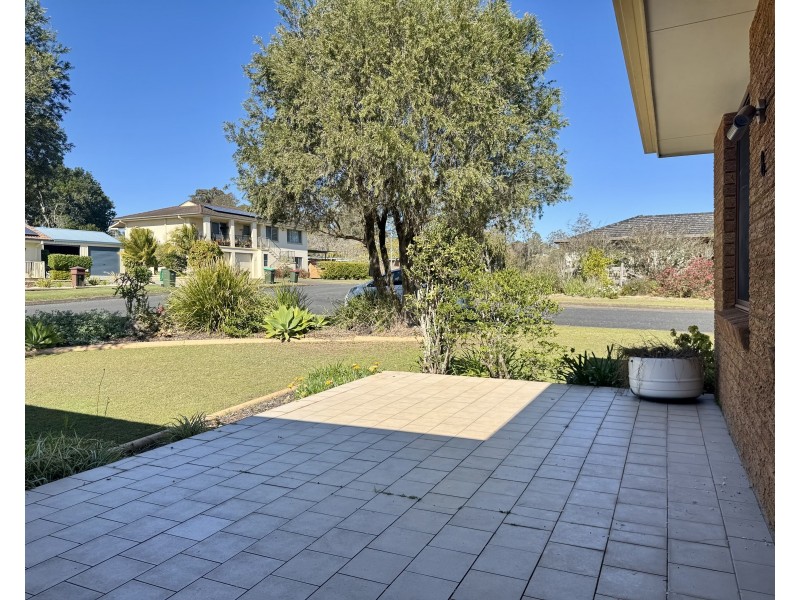 8 Jacaranda Avenue, Wingham NSW 2429