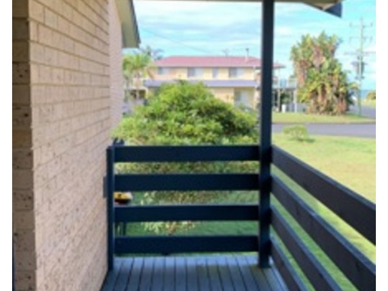4/47 – 49 Hall Street, Old Bar NSW 2430
