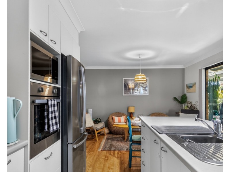 14 Mackerel Way, Old Bar NSW 2430
