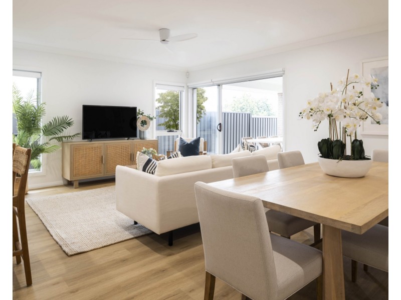 15 Ondaroo Crest, Old Bar NSW 2430