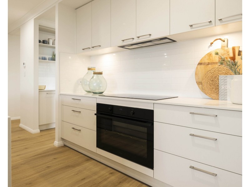 15 Ondaroo Crest, Old Bar NSW 2430
