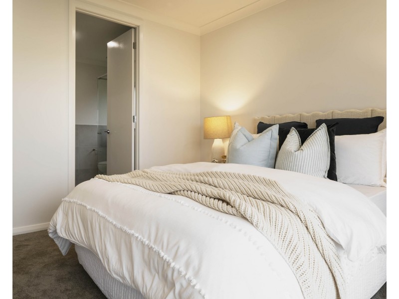 15 Ondaroo Crest, Old Bar NSW 2430