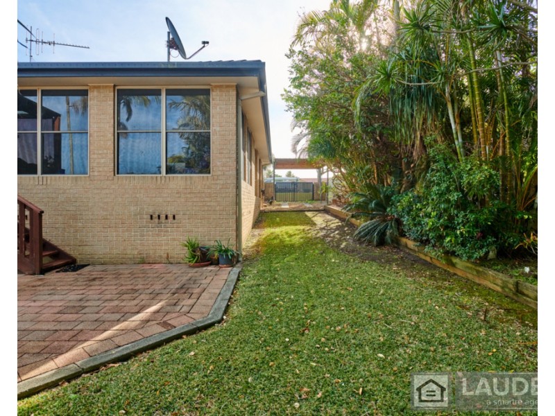 12 Carrabeen Drive, Old Bar NSW 2430