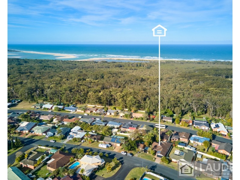 12 Carrabeen Drive, Old Bar NSW 2430