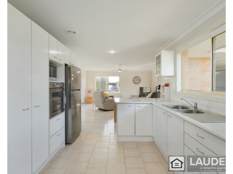 1/76 Old Bar Road, Old Bar NSW 2430