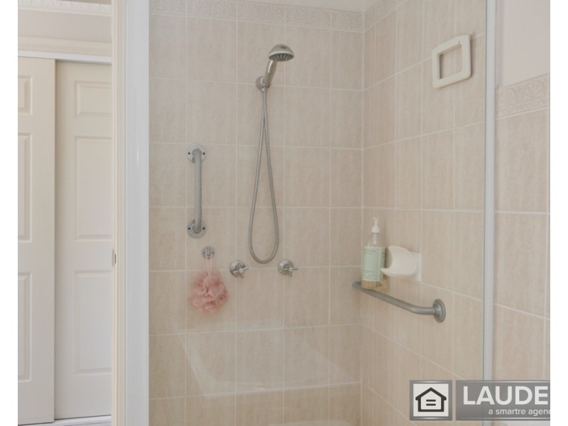 1/76 Old Bar Road, Old Bar NSW 2430