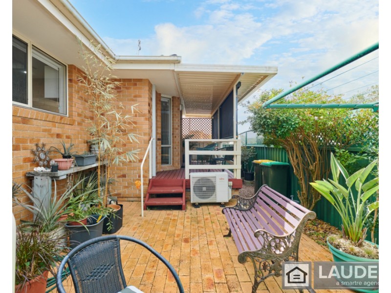 1/76 Old Bar Road, Old Bar NSW 2430