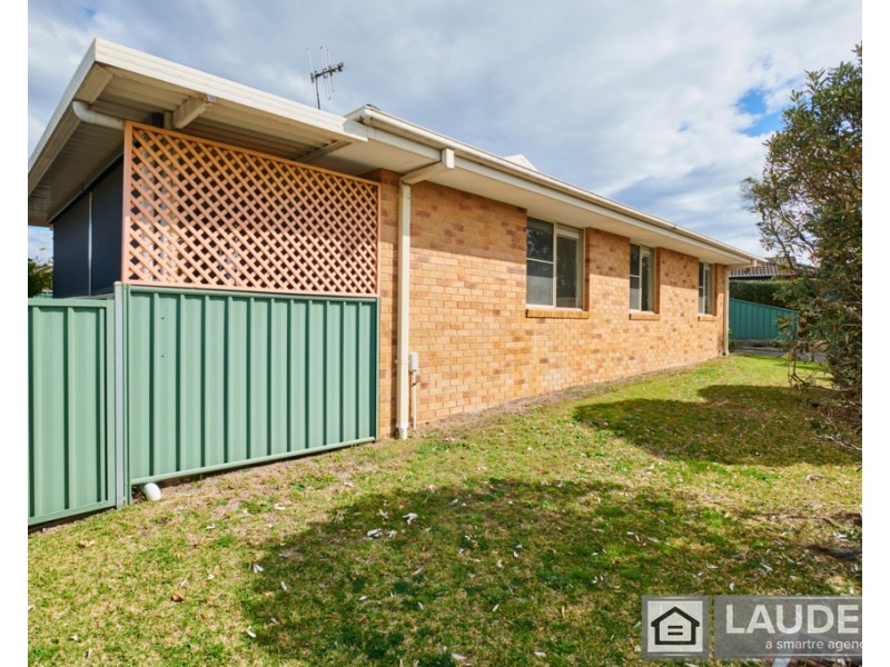 1/76 Old Bar Road, Old Bar NSW 2430