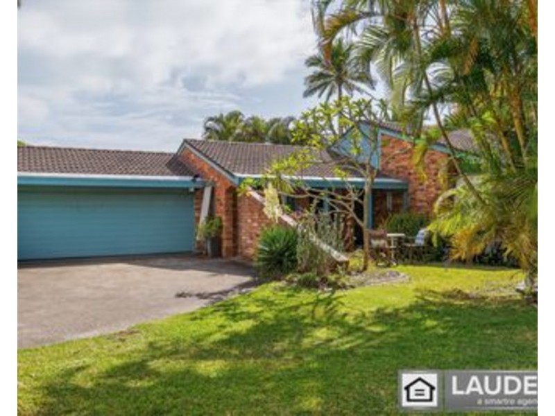 14 Oceanic Place, Old Bar NSW 2430