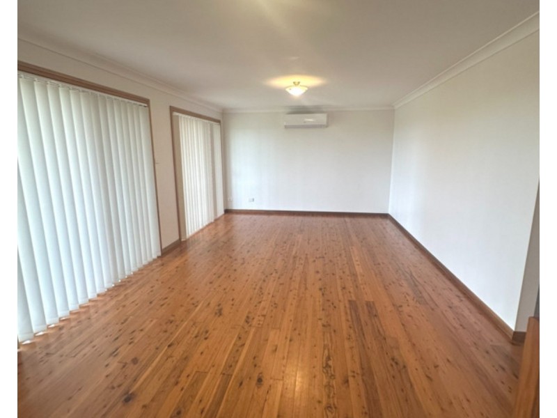 7 Pryor Crescent, Old Bar NSW 2430