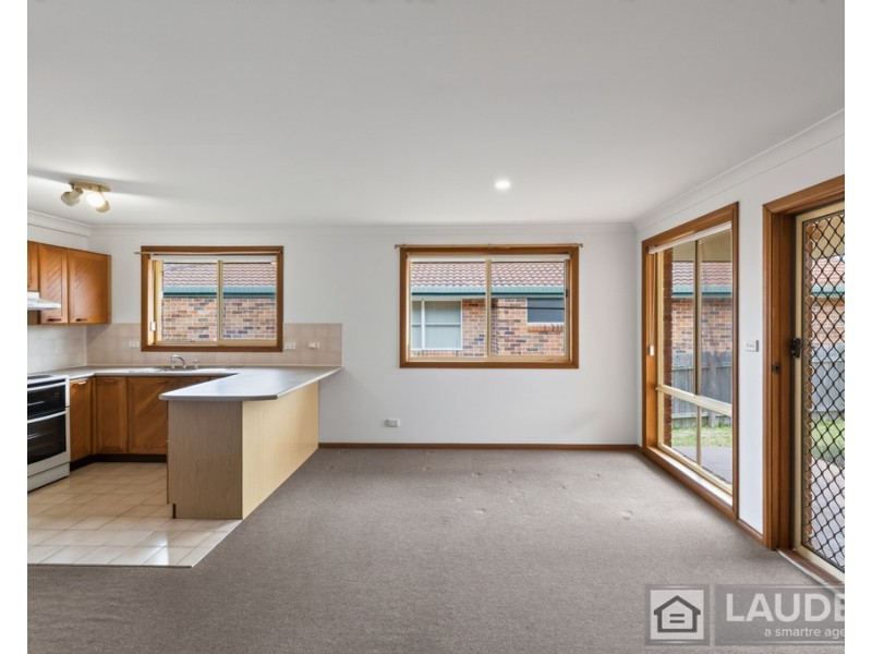 2/5 Wyden Street, Old Bar NSW 2430