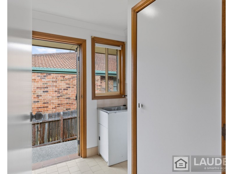 2/5 Wyden Street, Old Bar NSW 2430